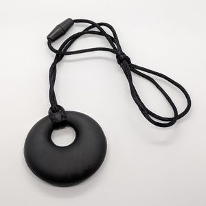 Black simple teething necklace baby mom